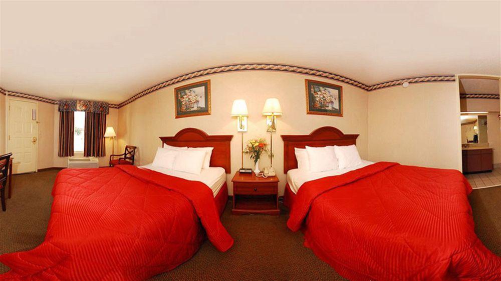 Greeneville Inn And Suites Zewnętrze zdjęcie