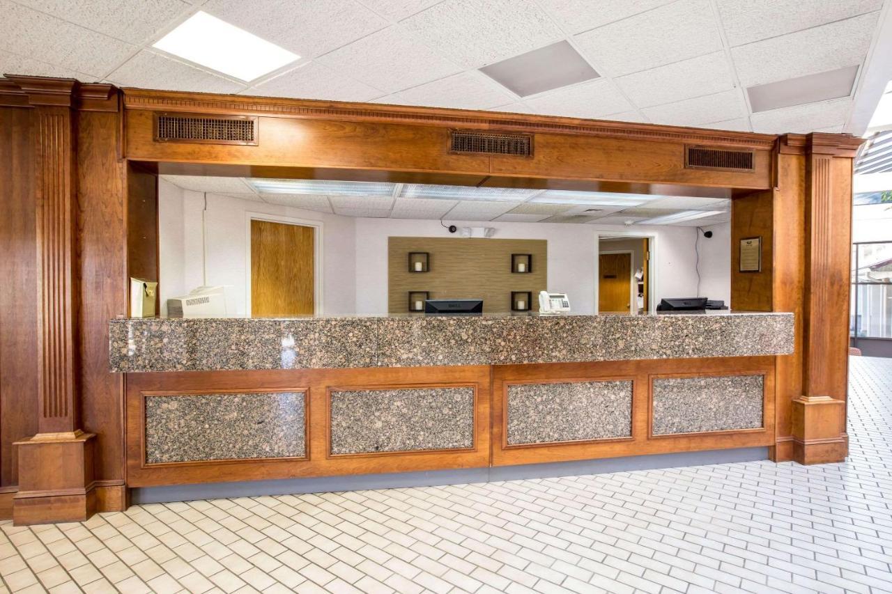 Greeneville Inn And Suites Zewnętrze zdjęcie